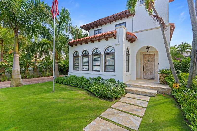 112 Roosevelt Place, West Palm Beach FL 33405