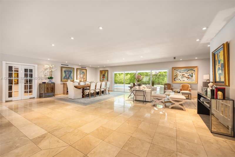 7230 Vistalmar St, Coral Gables FL 33143