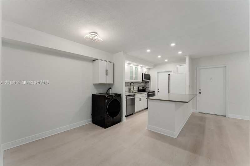 7947 SW 104th St # 104C, Miami FL 33156