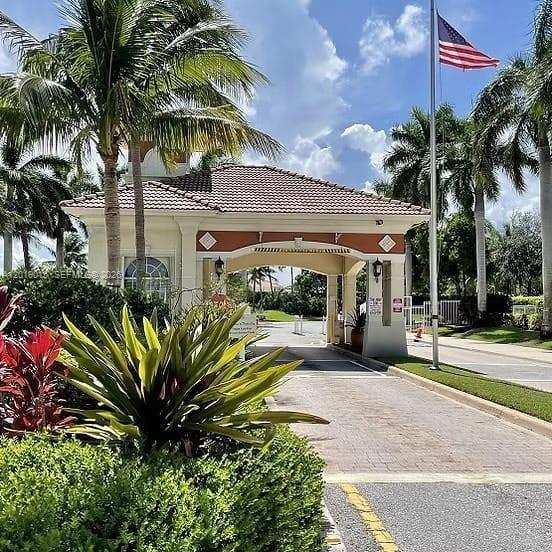 8014 Big Pine Way, Riviera Beach FL 33407