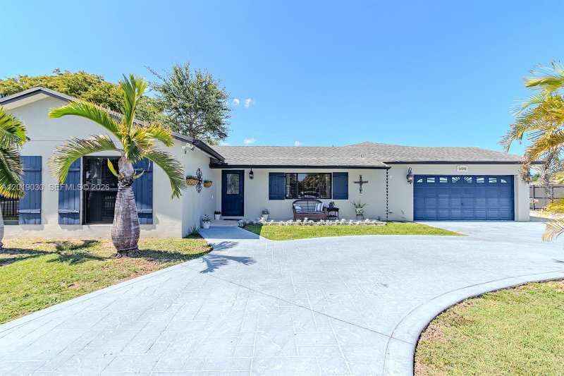 16181 SW 284th St, Homestead FL 33033