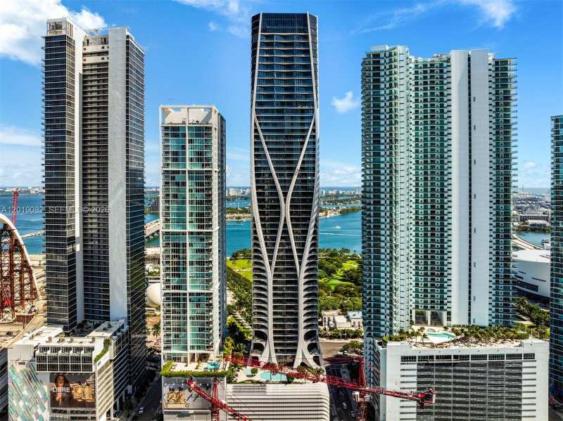 1000 Biscayne Blvd # 5101, Miami FL 33132