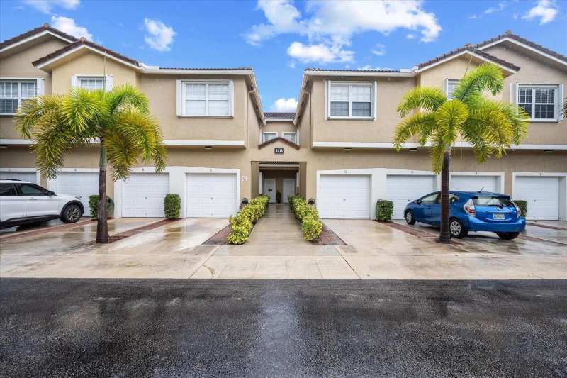 112 Lighthouse Circle # G, Tequesta FL 33469