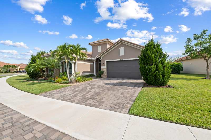 12110 Bastille Circle E, Parkland FL 33076