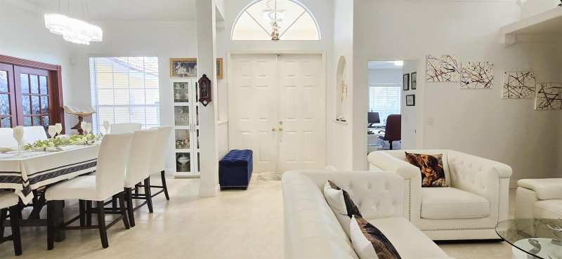 15056 Temple Boulevard, FL 33470