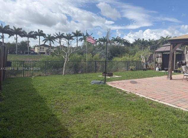 16564 SW 43rd St, Unincorporated Dade County FL 33185