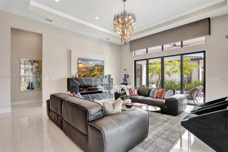 8044 Ironwood Way, Parkland FL 33067