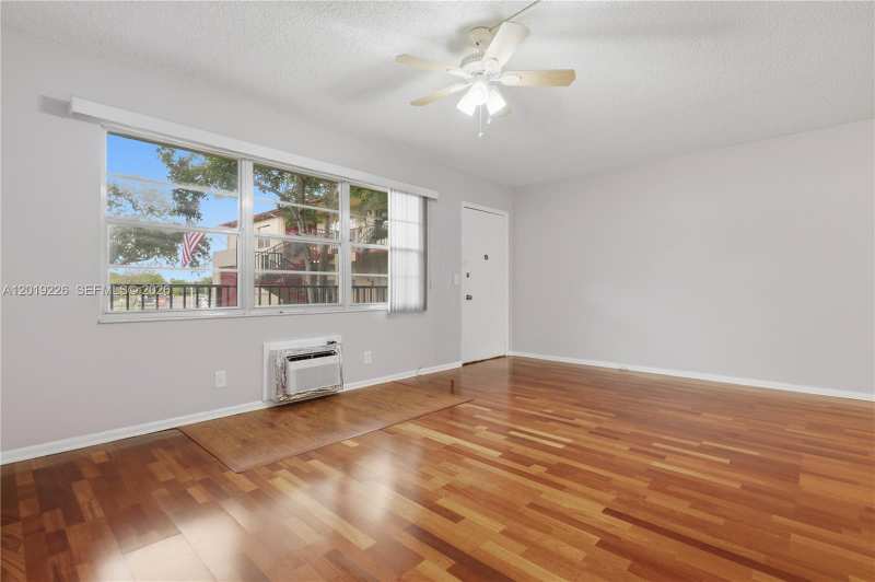 151 SW 134th Way # 206N, Pembroke Pines FL 33027