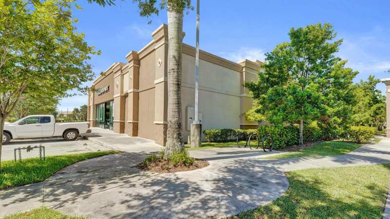 4100 N University Drive, Cooper City FL 33024