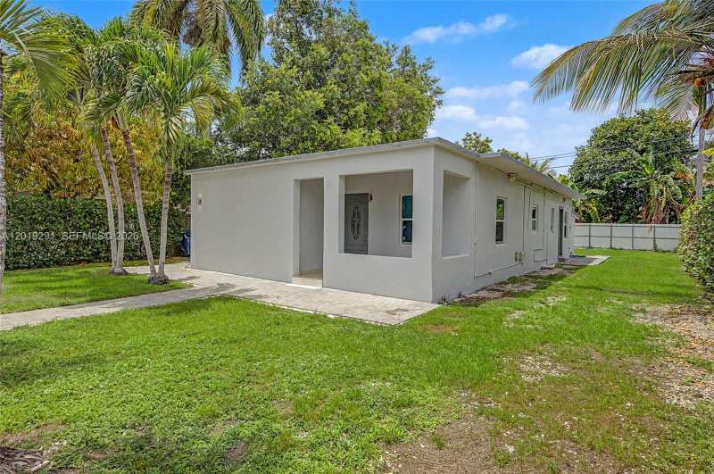5917 SW 62nd Ter # 0, South Miami FL 33143