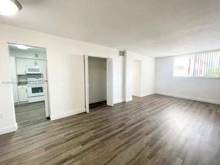 999 NE 167th St # 513, North Miami Beach FL 33162