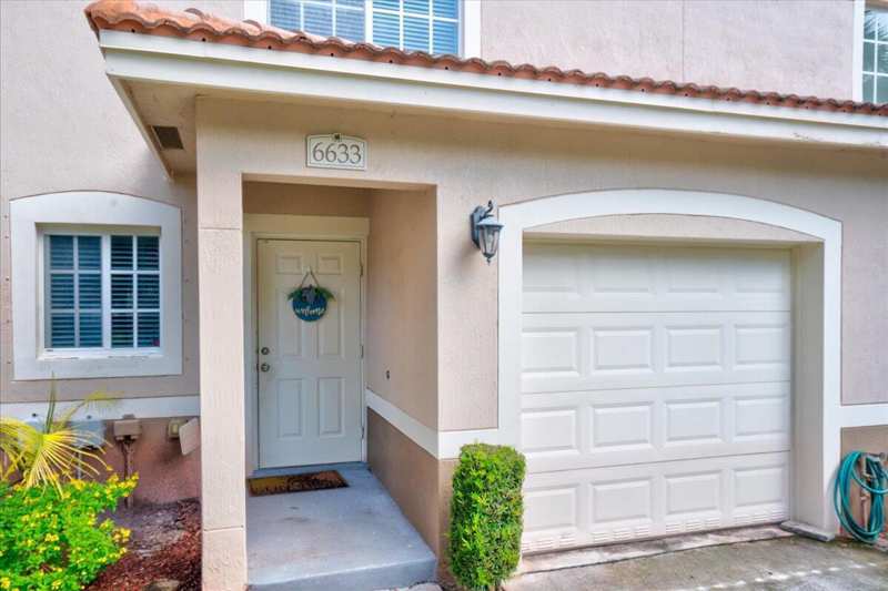 6633 Old Farm Trail, Boynton Beach FL 33437