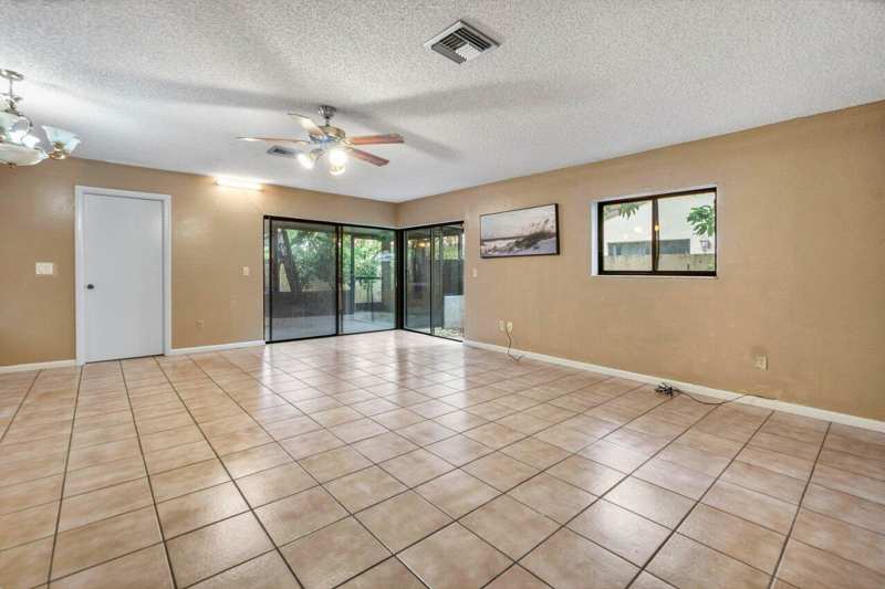 2780 Norfolk Pine Court, Lake Worth FL 33462