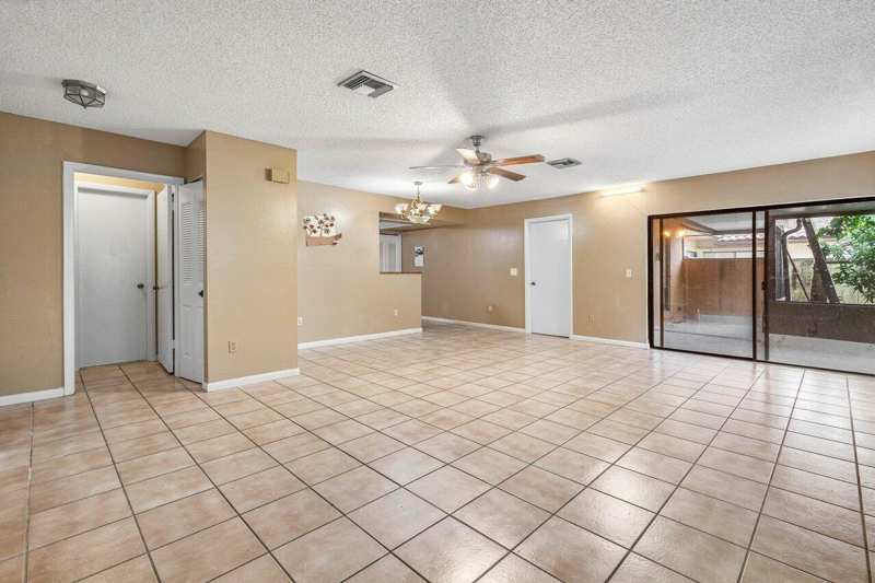 2780 Norfolk Pine Court, Lake Worth FL 33462