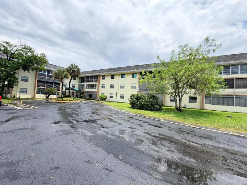 5180 E Sabal Palm Boulevard # 228, Tamarac FL 33319