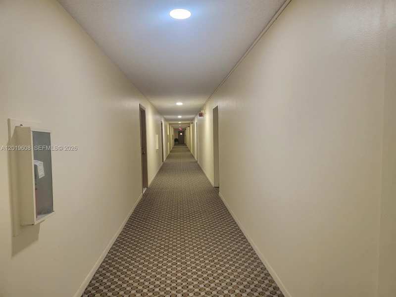 8120 SW 24th St # 314, North Lauderdale FL 33068