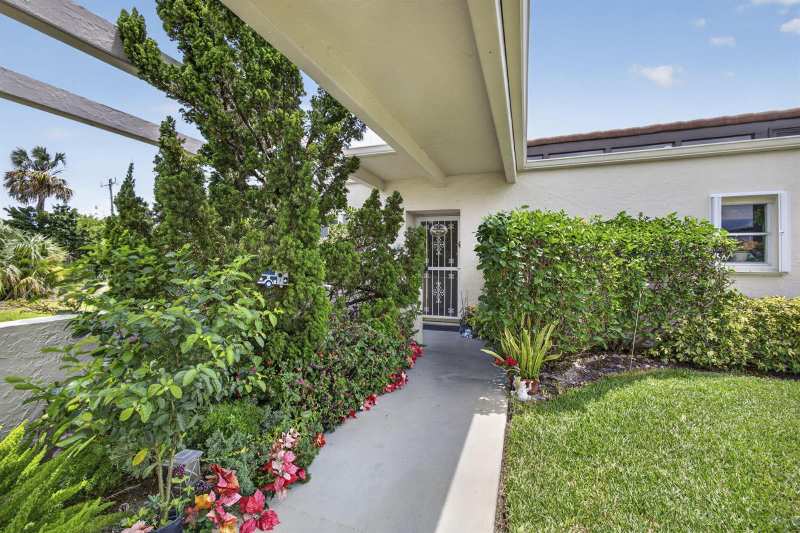 2651 Boundbrook Boulevard # 110, West Palm Beach FL 33461