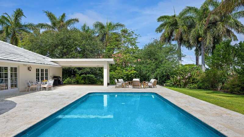 335 Old School Road, Gulf Stream FL 33483