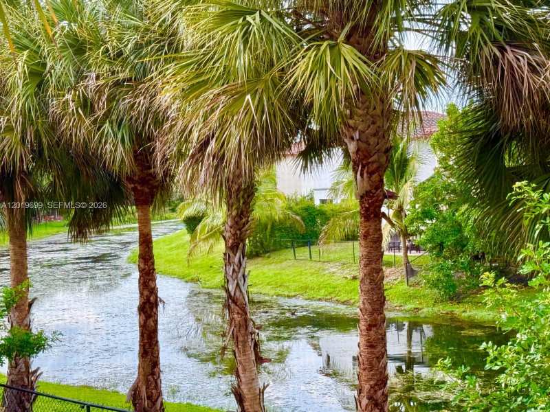 3470 Foxcroft Rd # 204, Miramar FL 33025