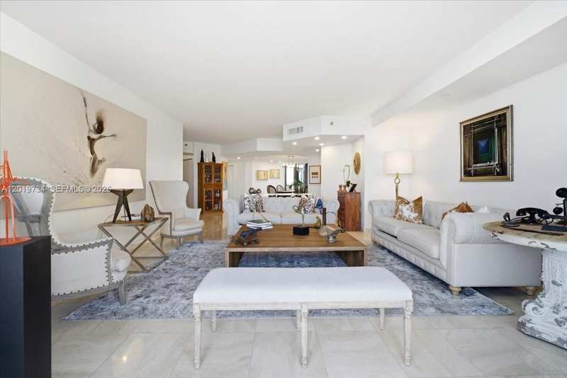 3000 Island Blvd # 2802, Aventura FL 33160