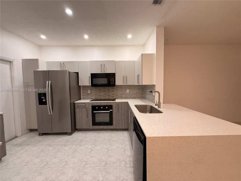 2078 Madeira Dr # 0, Weston FL 33327