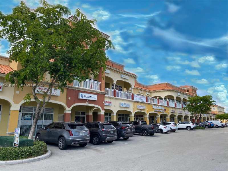 6630 Stirling Rd, Davie FL 33024