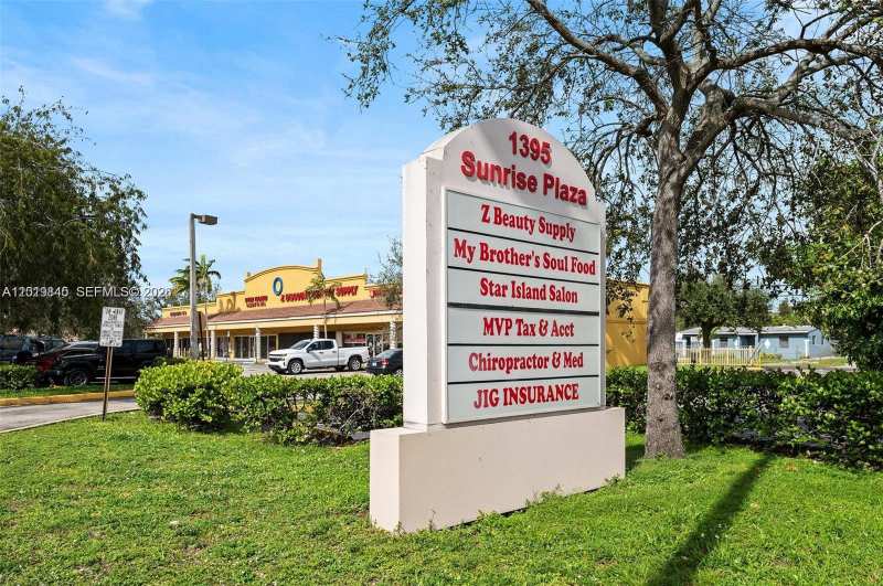 1395 W Sunrise Blvd, Fort Lauderdale FL 33311