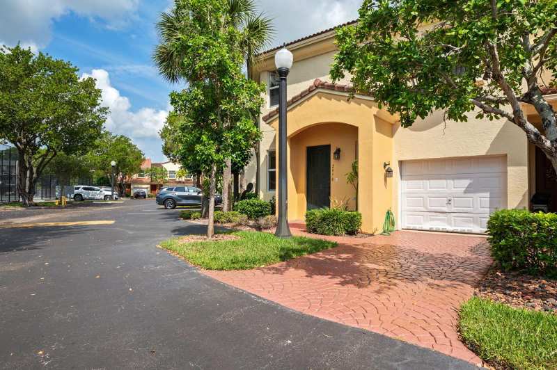 2978 Deer Creek Country Club Boulevard, Deerfield Beach FL 33442