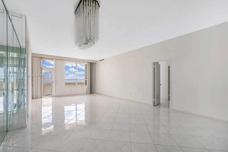 10185 Collins Ave, Bal Harbour FL 33154
