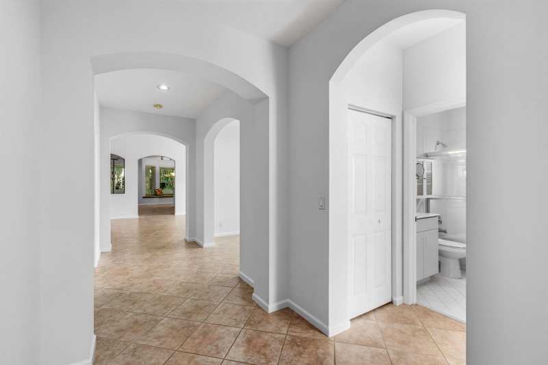 6453 Emerald Breeze Way, Boynton Beach FL 33437