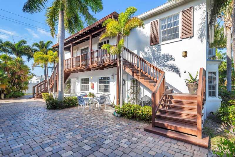 230 Conniston Road, West Palm Beach FL 33405