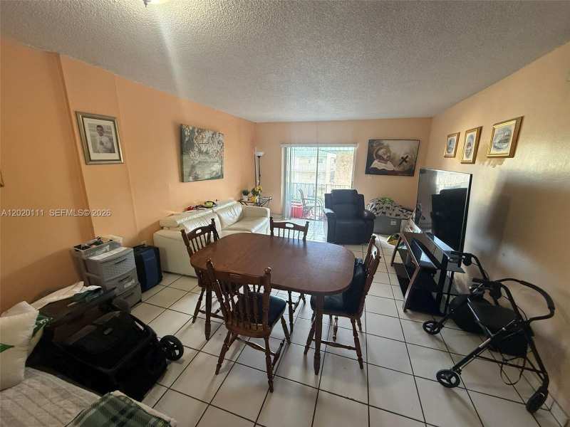 6780 W 2nd Ct # 313, Hialeah FL 33012