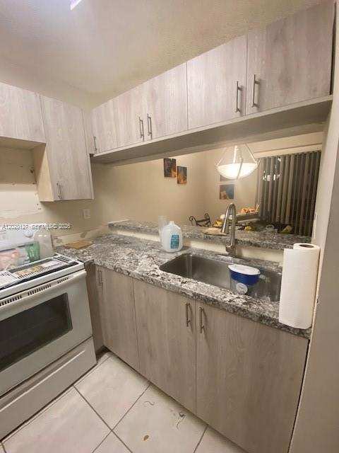14148 SW 93rd Ln # 14148, Miami FL 33186