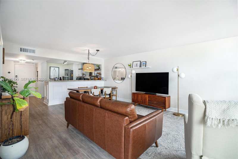 1925 Brickell Ave # 1603, Miami FL 33129