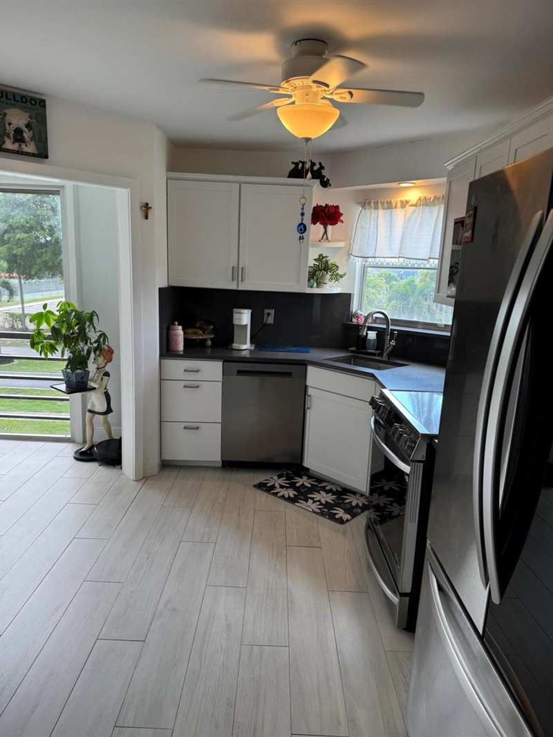 3590 Via # 312, Lake Worth FL 33467