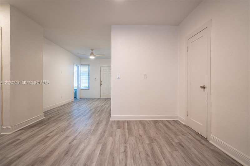 7325 Carlyle Ave # 9, Miami Beach FL 33141