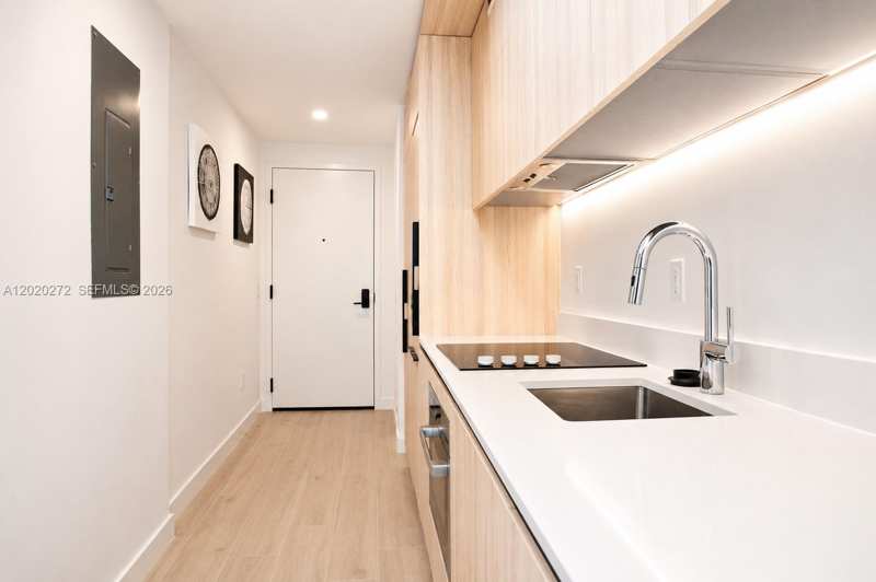 225 N Miami Ave # 2308, Miami FL 33128