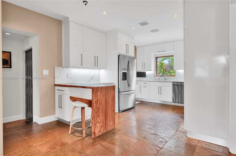 6291 SW 50th St, Miami FL 33155
