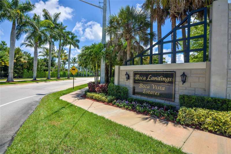 18813 Cloud Lake Circle, Boca Raton FL 33496