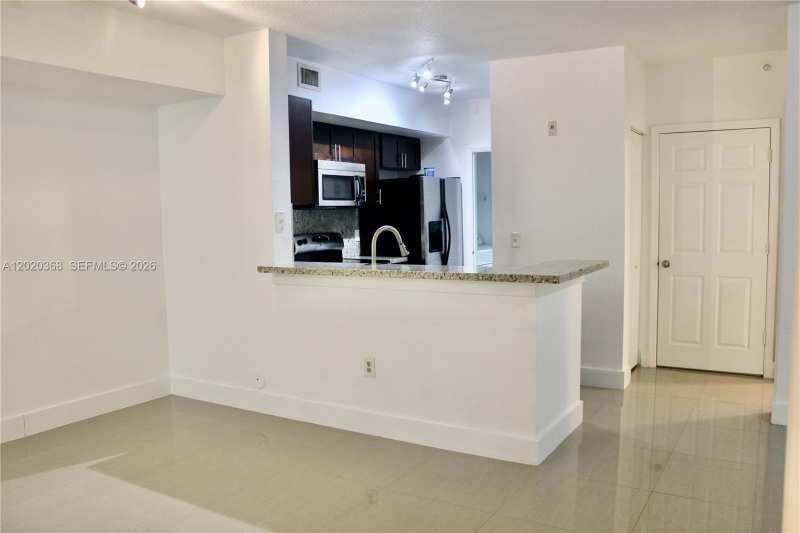 2548 Centergate Dr # 107, Miramar FL 33025