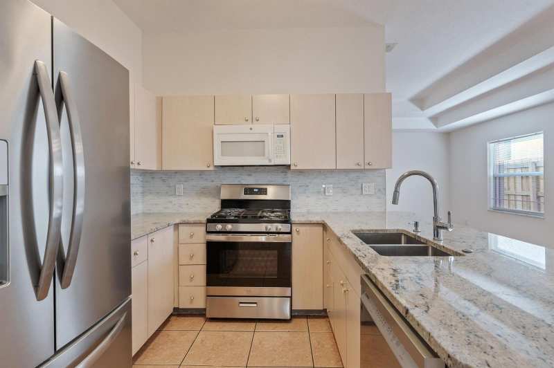 623 N L Street, FL 33460