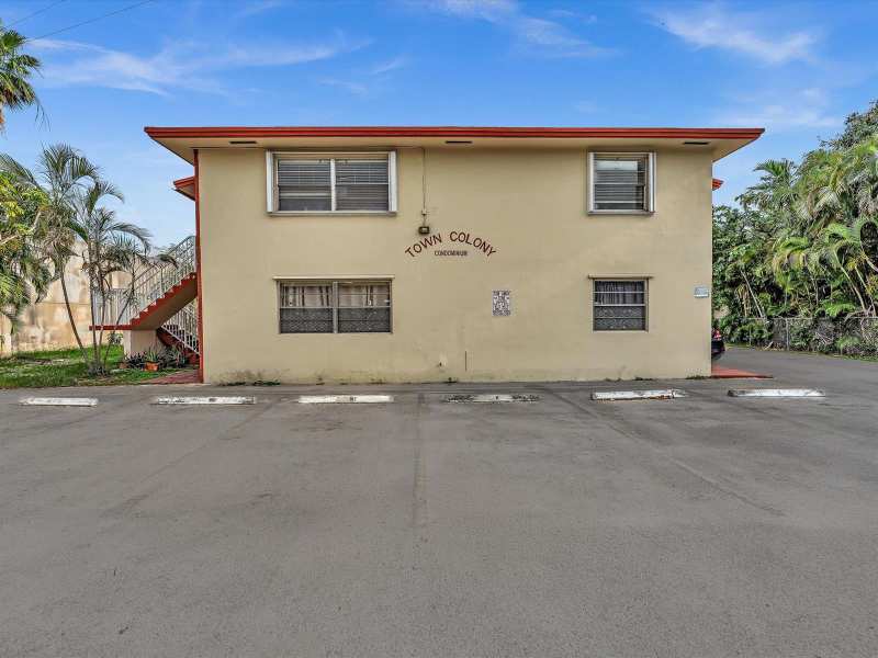 2915 Plunkett Street # 5d, Hollywood FL 33020