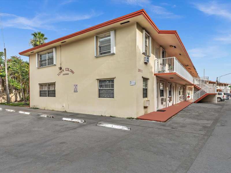 2915 Plunkett Street # 5d, Hollywood FL 33020
