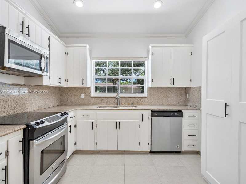 731 Sistina AV, Coral Gables FL 33146