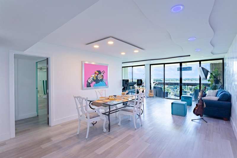 2000 Presidential Way # 1401, West Palm Beach FL 33401