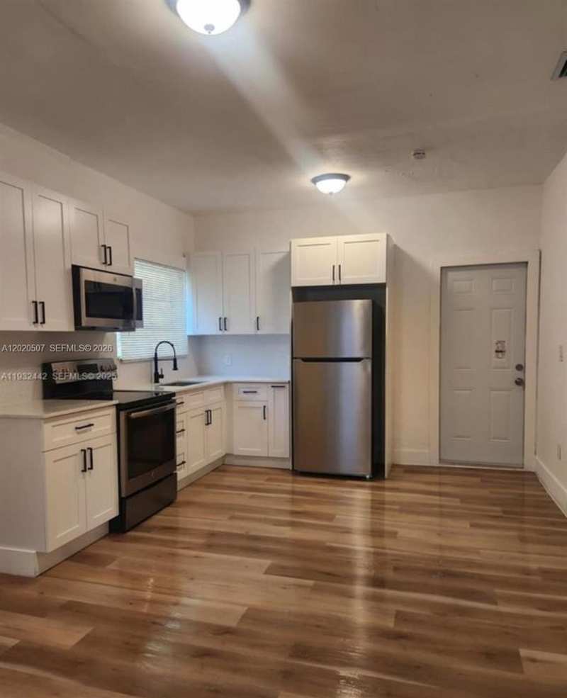 45 NE 62 # 45, Miami FL 33137