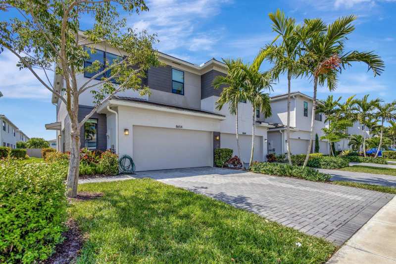 8654 Antarus Drive, Lake Worth FL 33467