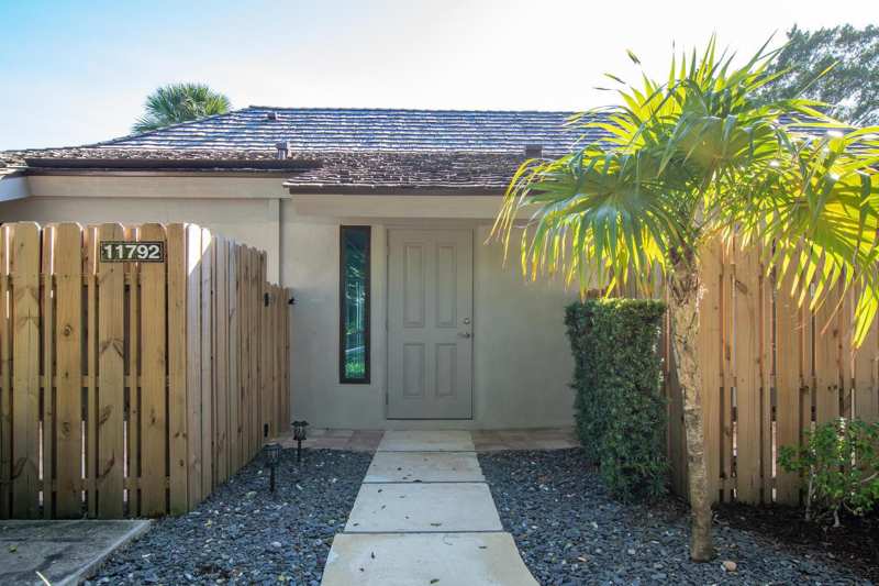 11792 Wimbledon Circle, Wellington FL 33414