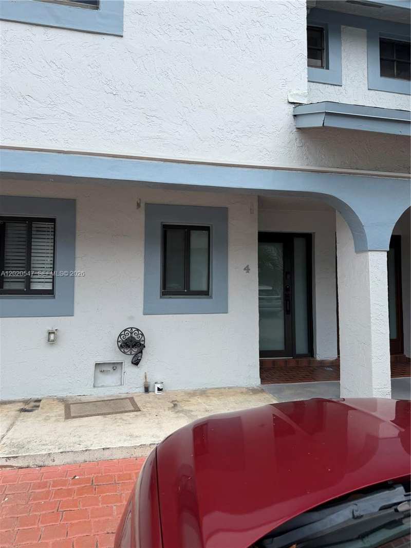 11841 SW 18th St # 21, Miami FL 33175