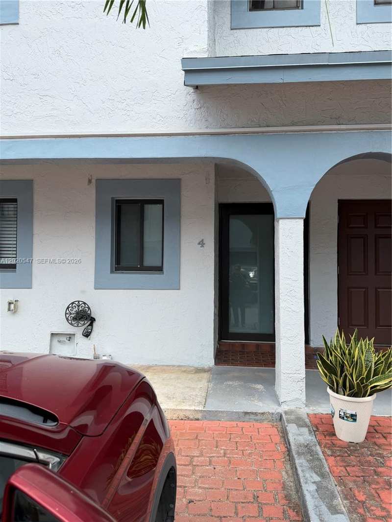 11841 SW 18th St # 21, Miami FL 33175